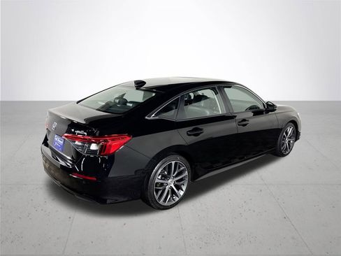 Used 2024 Honda Civic Touring image 6