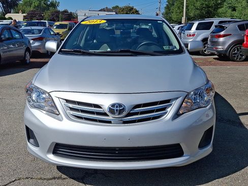 Used 2013 Toyota Corolla LE image 2