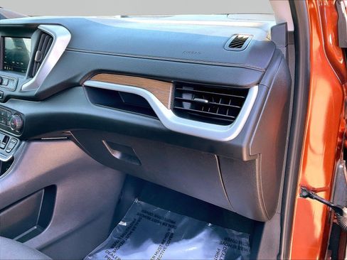 Used 2019 GMC Terrain SLE FWD image 26