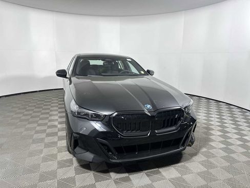 New 2026 BMW i5 eDrive40 w/ M Sport Package image 6