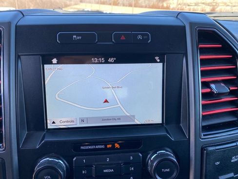 Used 2018 Ford F150 XLT w/ Equipment Group 302A Luxury image 21