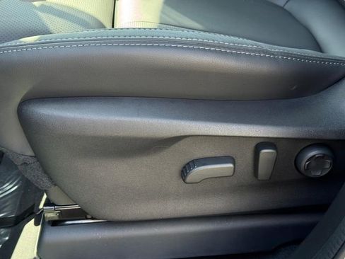 New 2026 Subaru Ascent Limited image 13