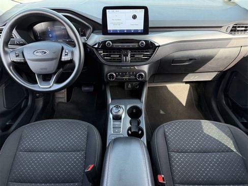 Used 2025 Ford Escape Active image 10