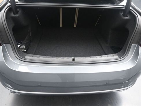 New 2024 BMW 330i Sedan w/ Convenience Package image 14