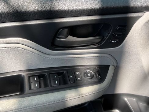 Used 2019 Honda Odyssey EX-L image 14