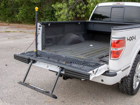 Used 2013 Ford F150 Platinum AWD/4WD image 46