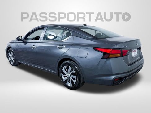 Certified 2025 Nissan Altima 2.5 S FWD image 5