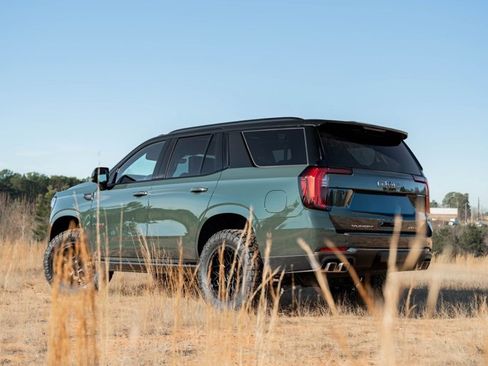 Used 2026 GMC Yukon AT4 Ultimate image 3