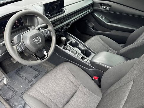 Certified 2023 Honda Accord LX image 4