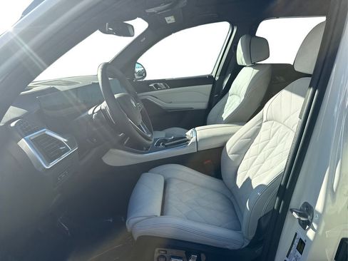 New 2026 BMW X5 sDrive40i w/ Climate Comfort Package RWD image 9