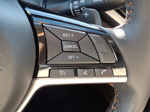 Certified 2023 Nissan Altima 2.5 SR w/ SR Premium Package FWD image 18