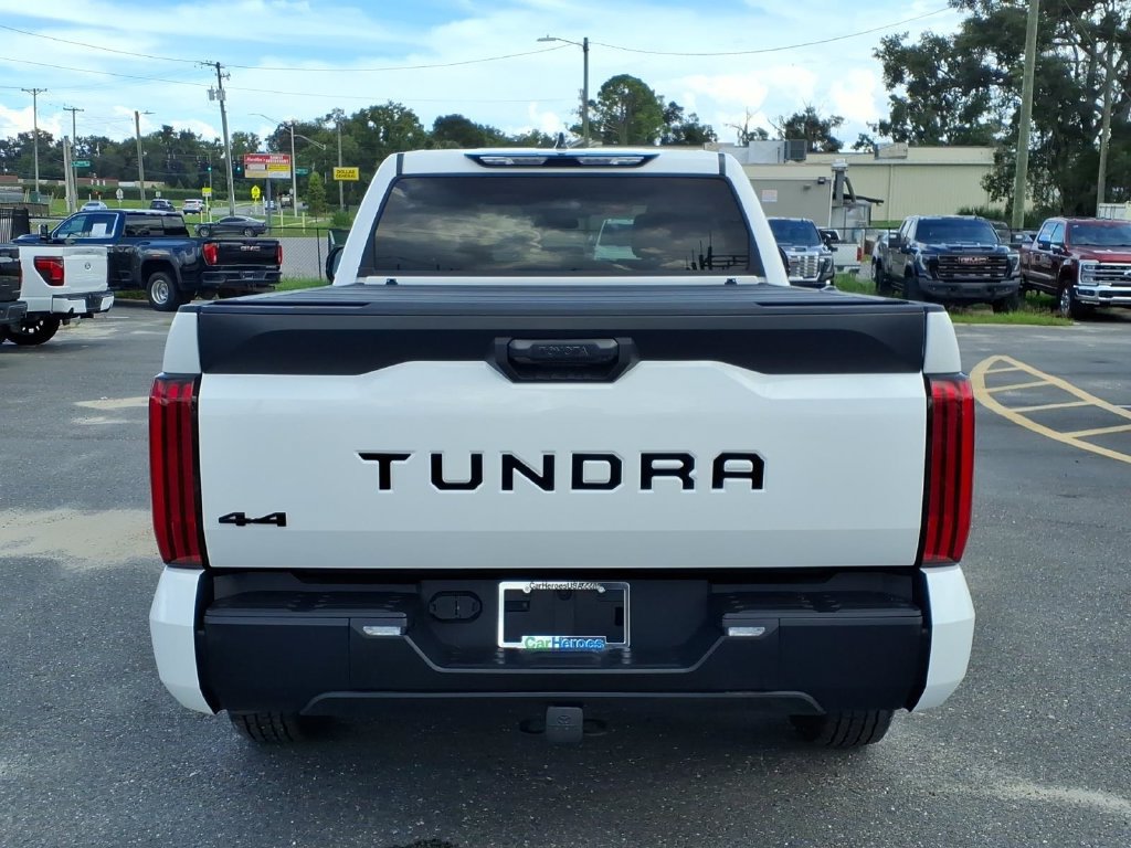 Used 2022 Toyota Tundra SR5 AWD/4WD image 6