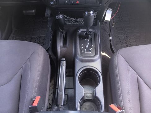 Used 2014 Jeep Wrangler Unlimited Sport AWD/4WD image 18