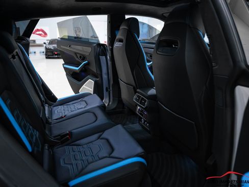 Used 2025 Lamborghini Urus SE image 55