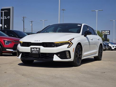 New 2026 Kia K5 GT w/ GT1 Package image 2