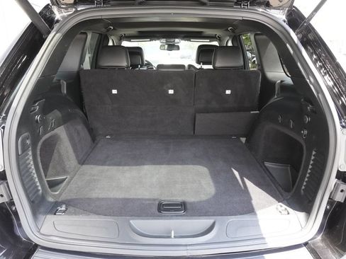 Used 2014 Jeep Grand Cherokee Altitude AWD/4WD image 31