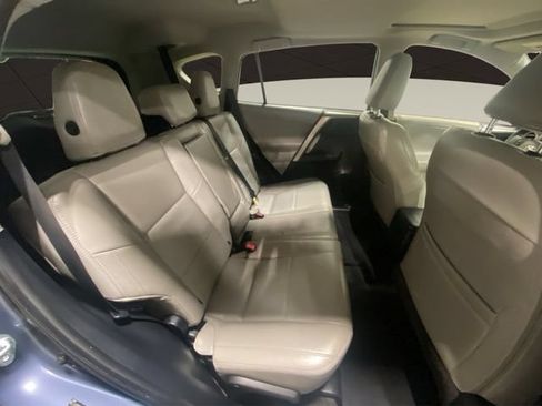 Used 2013 Toyota RAV4 XLE FWD image 21