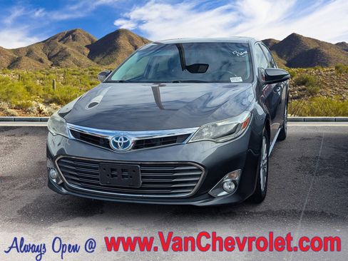 Used 2013 Toyota Avalon XLE Premium image 1