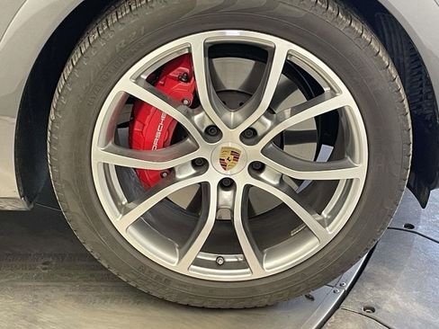 Certified 2023 Porsche Cayenne GTS image 14