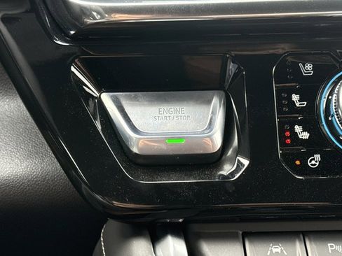 New 2026 GMC Sierra 1500 Denali Ultimate w/ LPO, Black Badging Package image 26