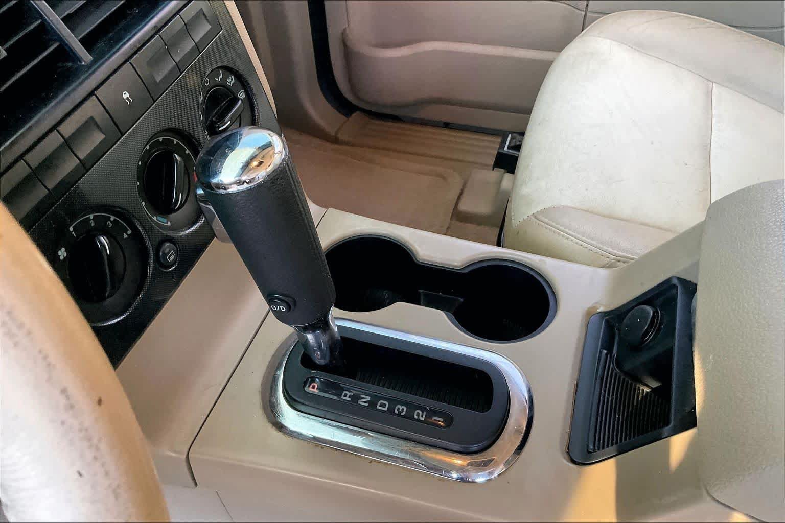 Used 2008 Ford Explorer XLT RWD image 16