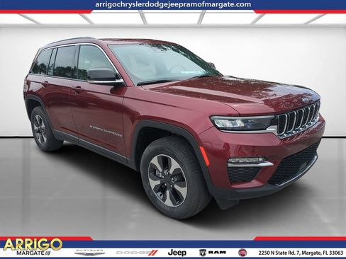 Used 2024 Jeep Grand Cherokee Limited 4xe AWD/4WD image 1