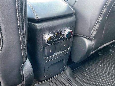 Used 2023 Ford Explorer XLT w/ Equipment Group 202A AWD/4WD image 34