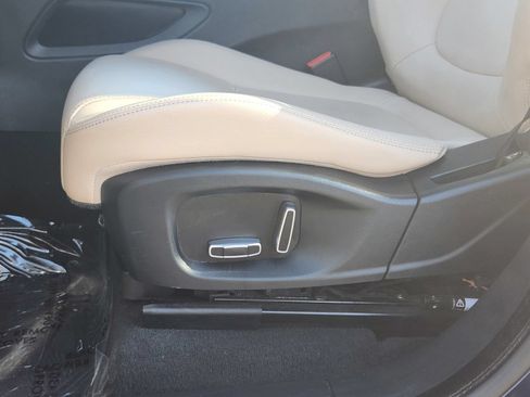Used 2019 Jaguar F-PACE Premium AWD/4WD image 20