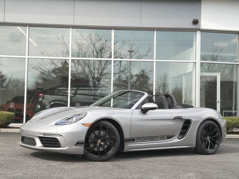 Used 2025 Porsche 718 Boxster RWD image 1