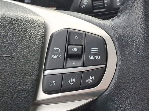 Certified 2022 Ford Explorer XLT w/ Equipment Group 202A image 10