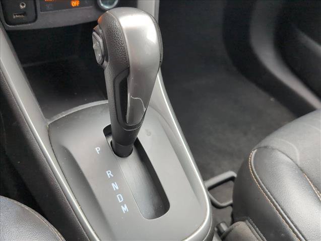 Used 2019 Chevrolet Trax LT w/ LT Convenience Package FWD image 17