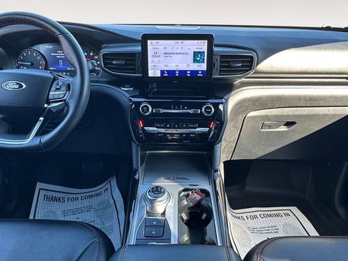 Used 2022 Ford Explorer ST-Line image 11