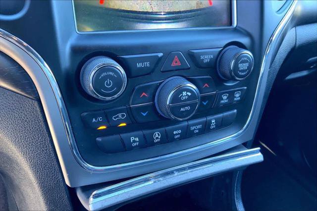 Certified 2018 Jeep Grand Cherokee Altitude AWD/4WD image 31