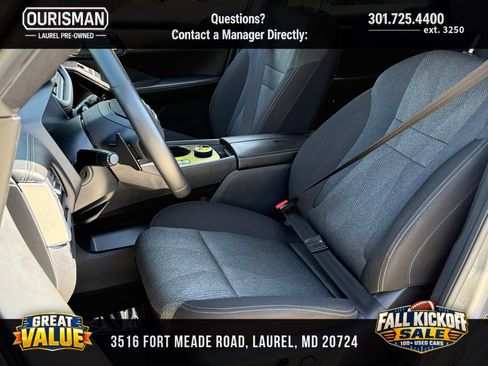 Used 2025 Nissan Rogue SV AWD/4WD image 24