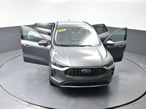 Used 2025 Ford Escape Platinum AWD/4WD image 61