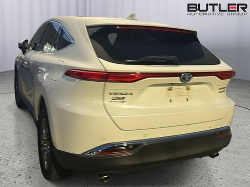 Used 2021 Toyota Venza Limited w/ Advanced Technology Package AWD/4WD image 10