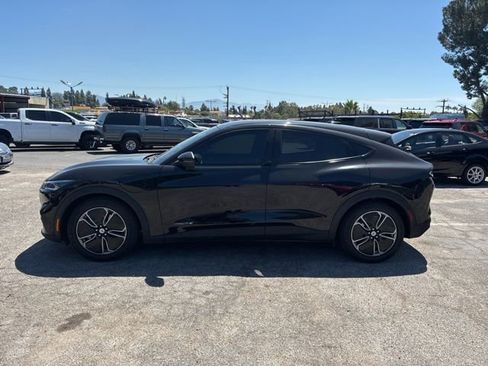 Used 2021 Ford Mustang Mach-E Select w/ Comfort/Appearance Package RWD image 4
