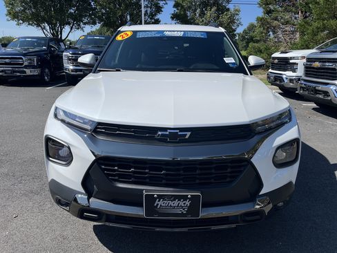 Used 2023 Chevrolet TrailBlazer ACTIV AWD/4WD image 3