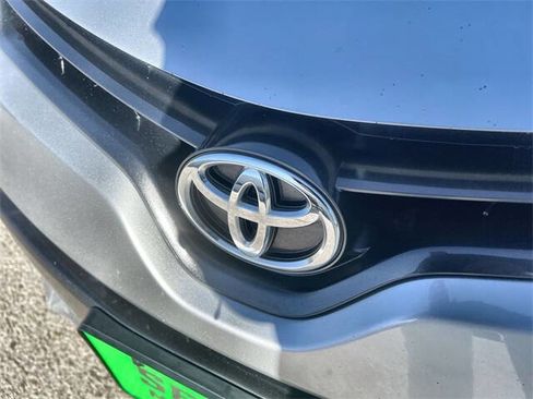 Used 2016 Toyota Corolla L image 29
