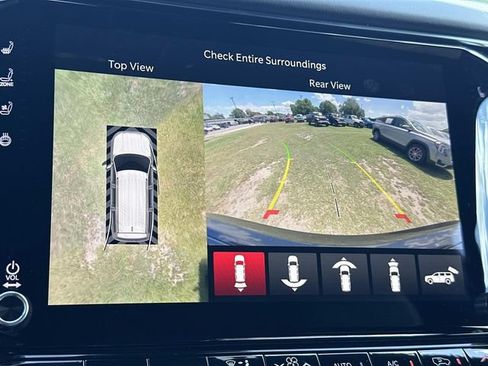 New 2026 Jeep Grand Wagoneer Limited AWD/4WD image 37