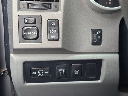 Used 2012 Toyota Tundra 4x4 Double Cab image 25