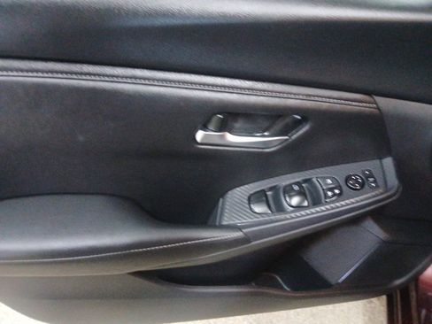 Used 2024 Nissan Sentra SV image 15