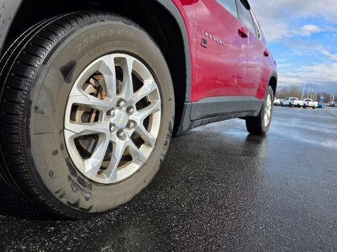 Used 2020 Chevrolet Traverse LT image 20