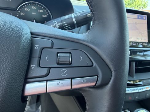 Certified 2022 Cadillac CT4 Premium Luxury RWD image 27
