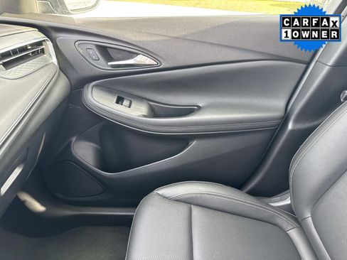 Certified 2024 Buick Encore GX Sport Touring image 25