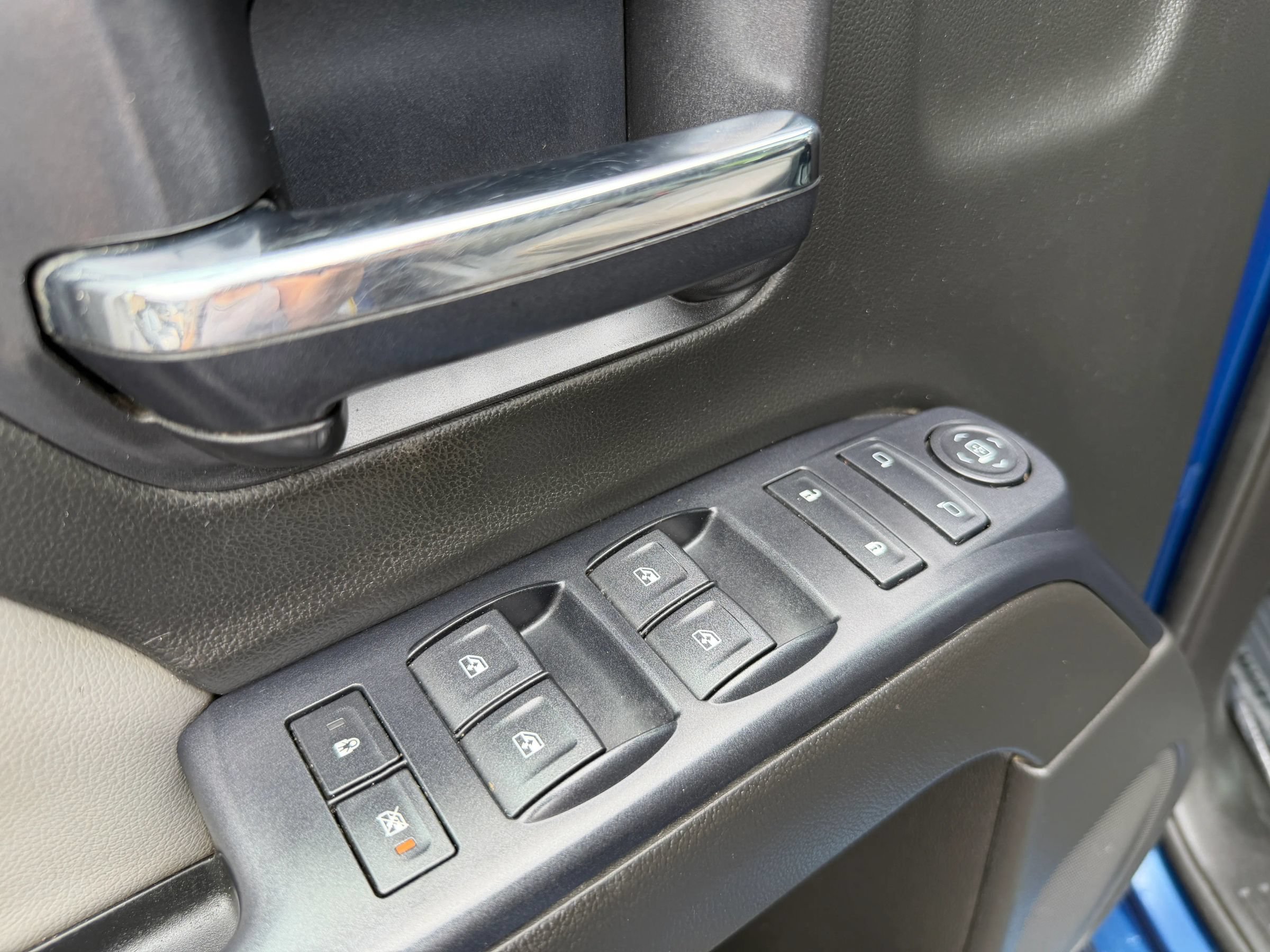 Used 2015 Chevrolet Silverado 3500 W/T w/ WT Convenience Package AWD/4WD image 14