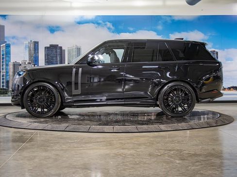 New 2026 Land Rover Range Rover SE image 6