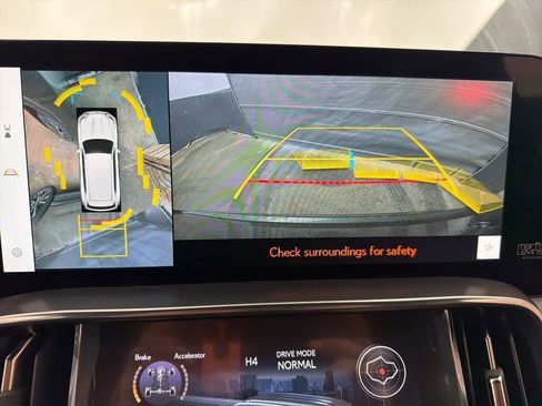 New 2026 Lexus LX 700h Luxury image 17