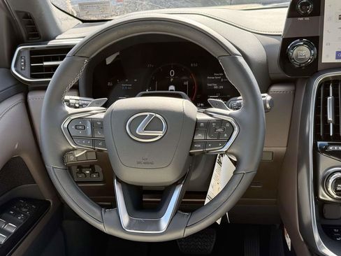 New 2026 Lexus LX 600 4WD w/ Luxury Package image 9