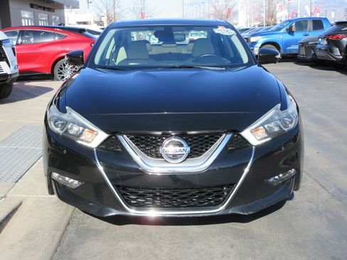 Used 2016 Nissan Maxima Platinum image 15